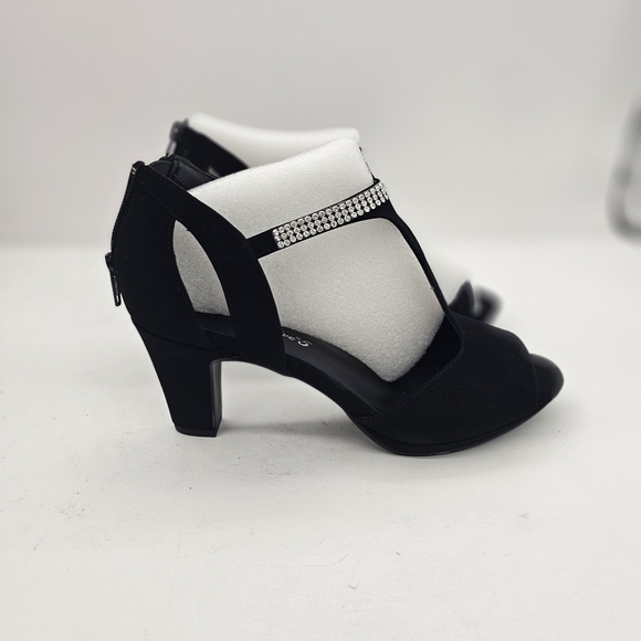 Easy Street Black Lamy Embellished Heeled Sandals Size 9 - Picture 5 of 9